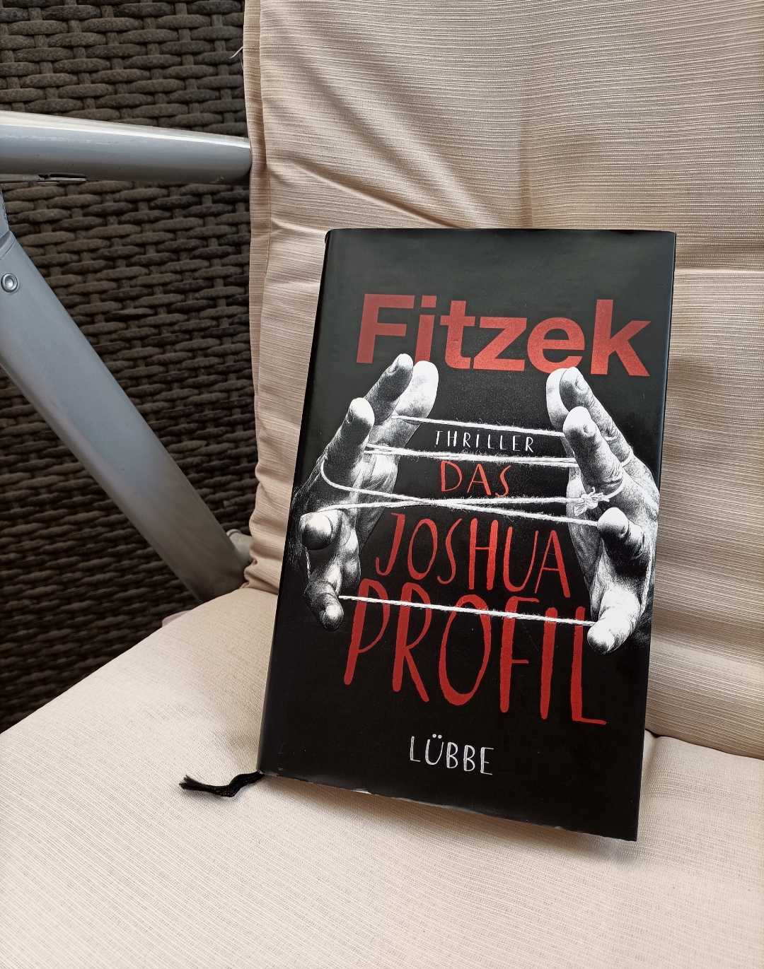 Als Fitzek-Fan liebt man doch irgendwie jedes Buch von ihm, oder?! 🥹🤣📖✨️
