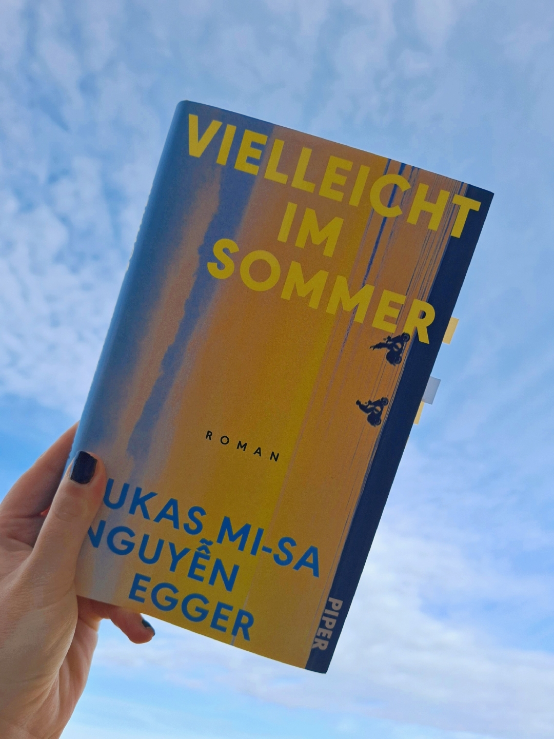 "Der eine sucht Familie, und der andere will sie vergessen."