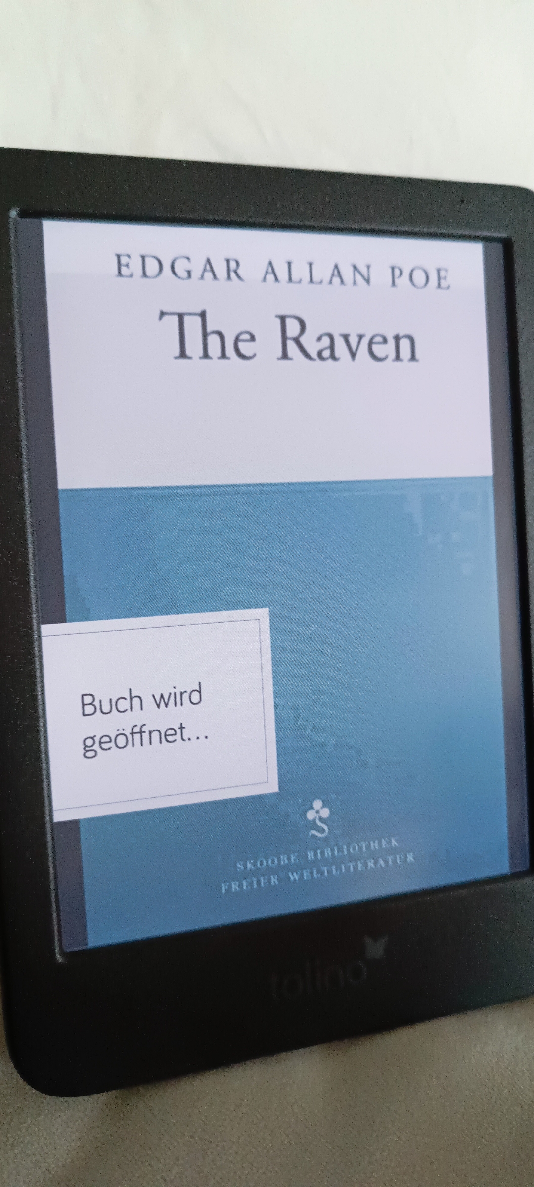 Ein Meisterwerk düsterer Poesie: Der Rabe zeigt meisterhaft, wie Trauer die Seele verzehrt und keine Erlösung bleibt.