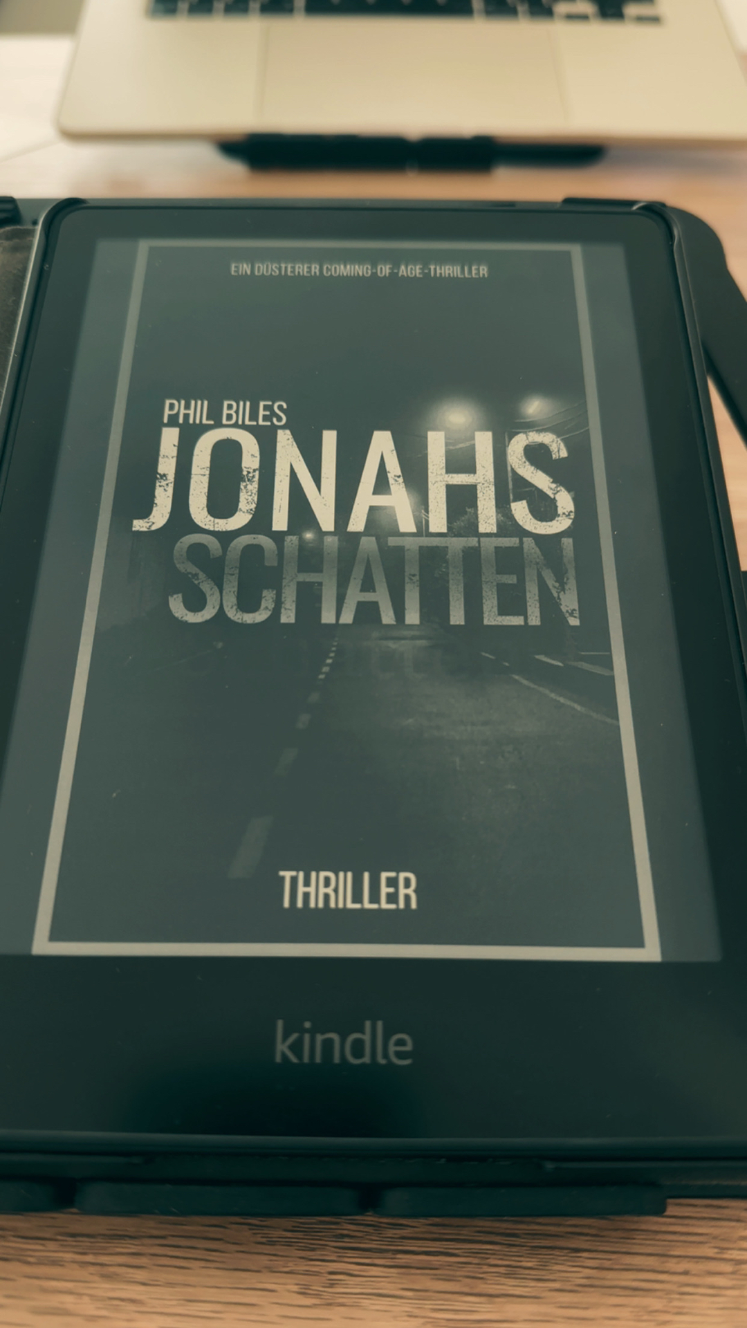 Ein echter Page-Turner mit großartiger Atmosphäre! (5/5 Sterne)