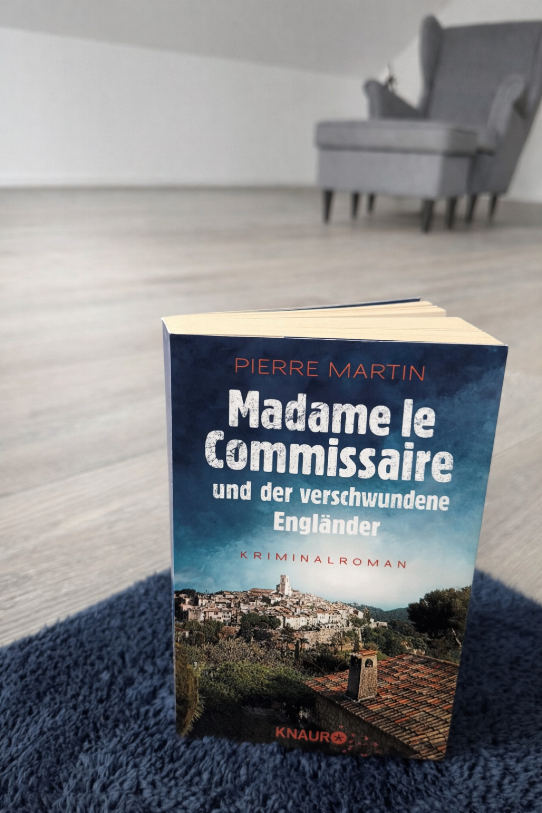 Schöner Auftakt der Cozy Crime Serie 🇫🇷
Krimi mit Atmosphäre 😎