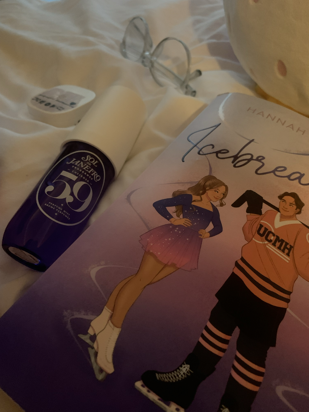 Einfach ein wunderschönes Buch mit einer tollen Dynamik zwischen Anastasia und Nathan.
❄️🏒❤️⛸️🥇💕