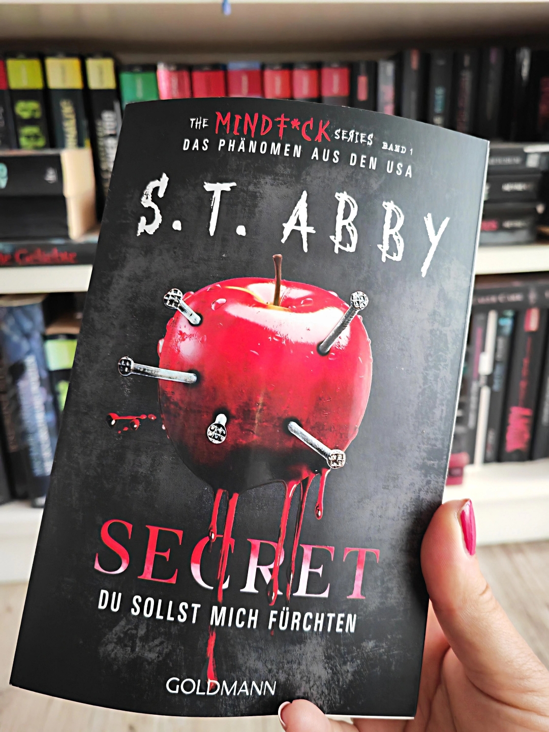 Sollte Lana Myers jemals ein Alibi brauchen...ich würde ihr direkt eins geben. 😉