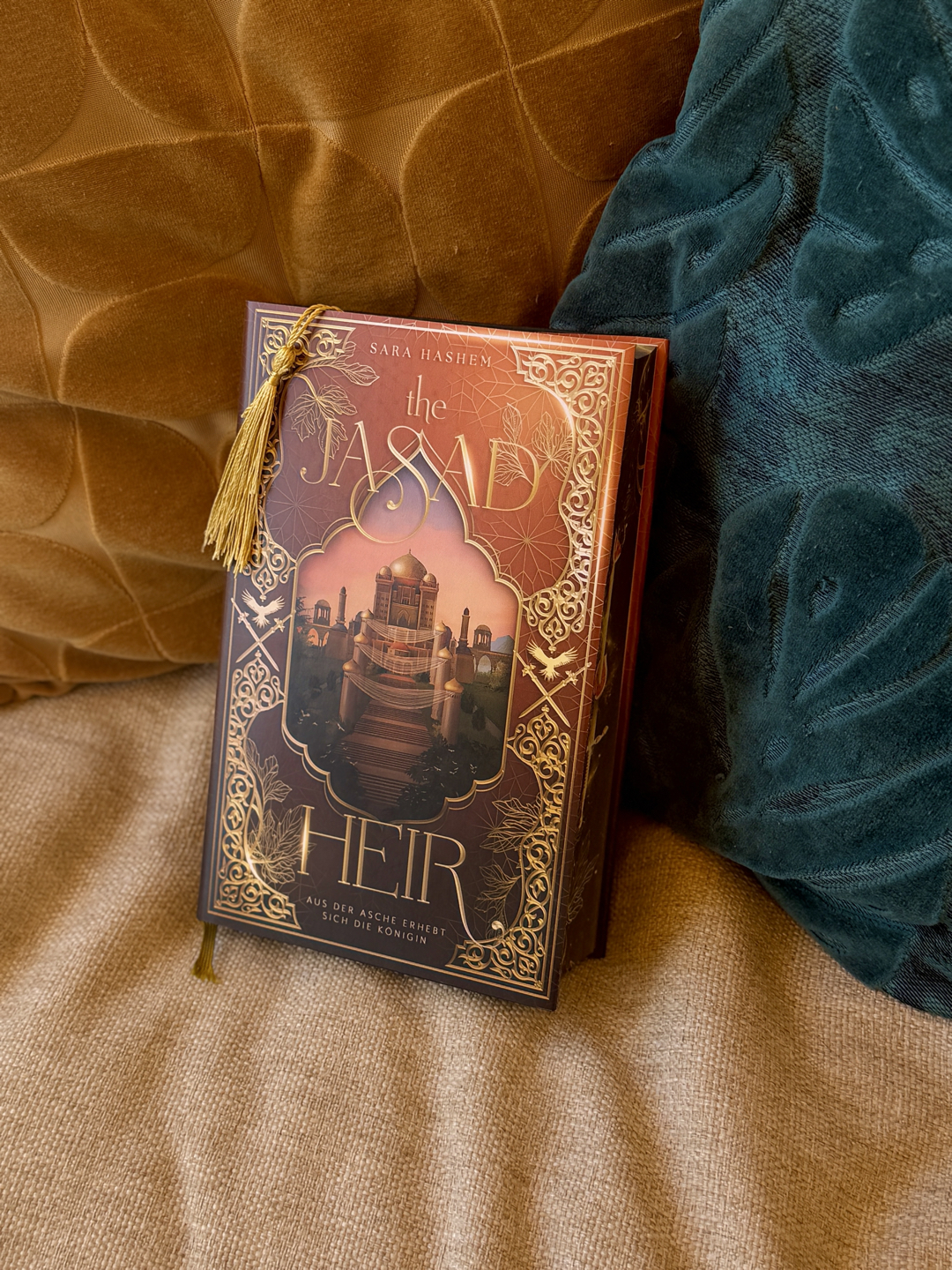 ⚔️ Spannend, humorvoll und mit einer Romance, die sich endlich mal Zeit nimmt.