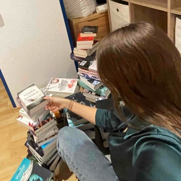 laurasbook's profile