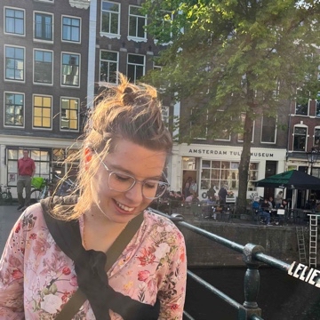 rosebugliest's profile