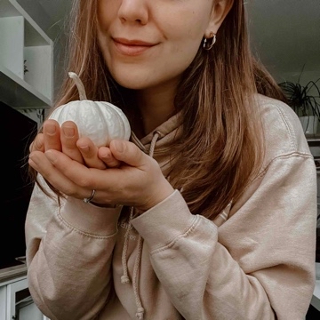 myautumnofbooks's profile
