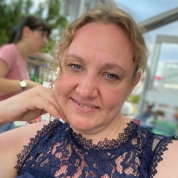 womanreads's profile