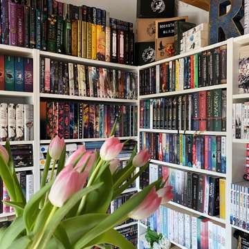 j.r.books's profile