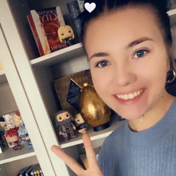 vivisbookkingdom's profile