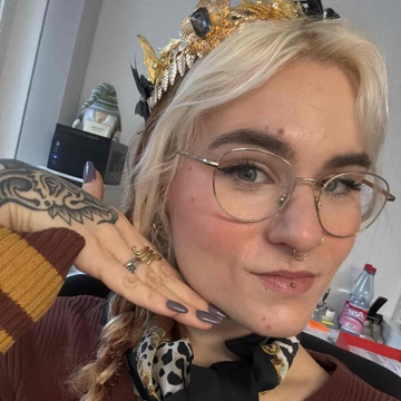 neverwithoutmakeup's profile