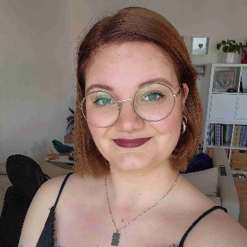 julia.raven.books's profile