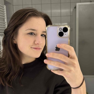 hi_its_ina's profile
