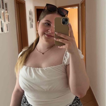 lenaeck's profile