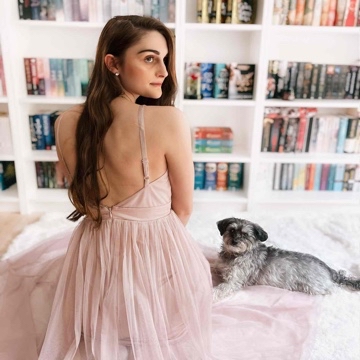 bows_and_fairytales's profile