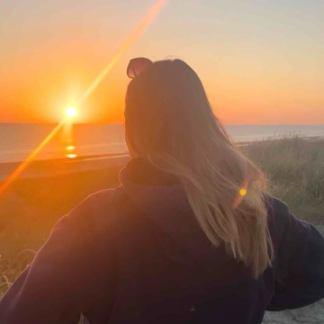 larax24's profile