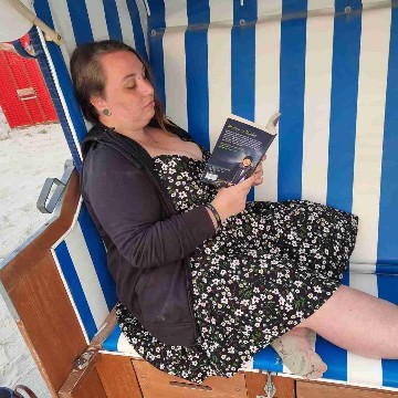renees_world_of_books's profile