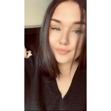 charlieeslibrary's profile