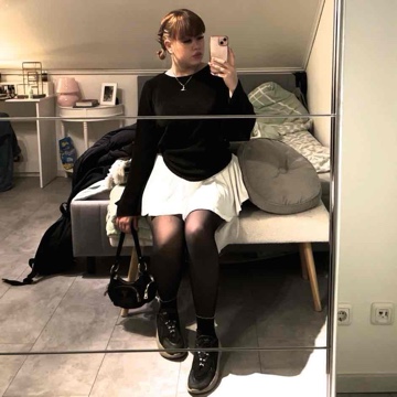 yungjulien's profile