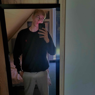 henni1102's profile