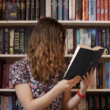 magical_colorful_bookworld's profile