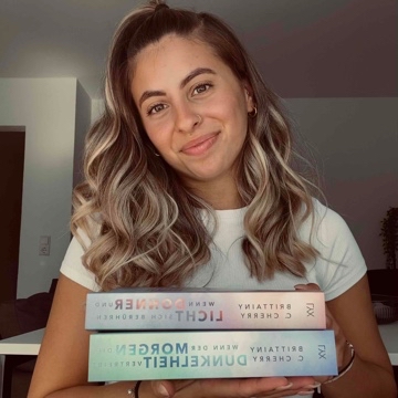 lorysbookworld's profile
