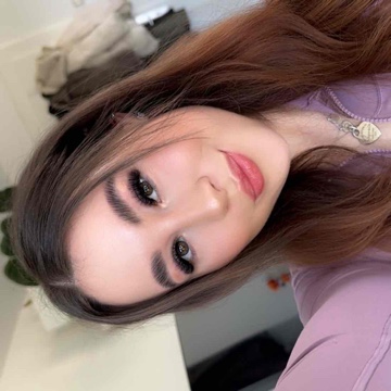 zoecharlotte's profile