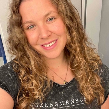 re_gina's profile