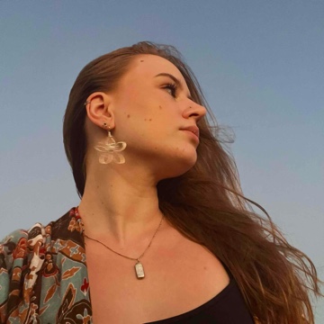 julias.bookcase's profile