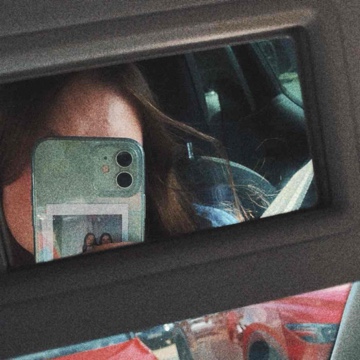 _lara_she's profile