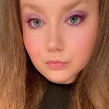 mellie_'s profile