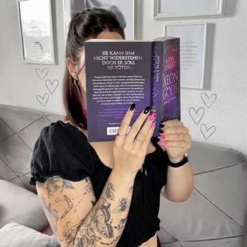 read.withsarah_'s profile