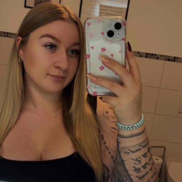 caroline99's profile
