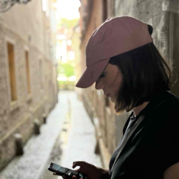_enid_'s profile
