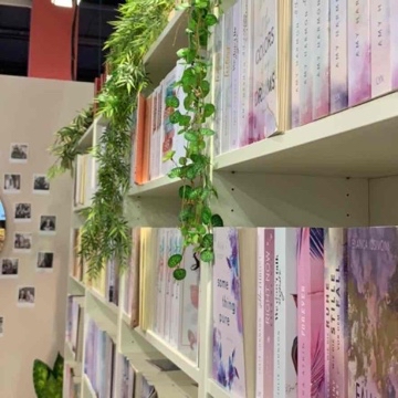 booktoklena's profile