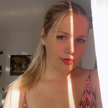 pauline1012's profile