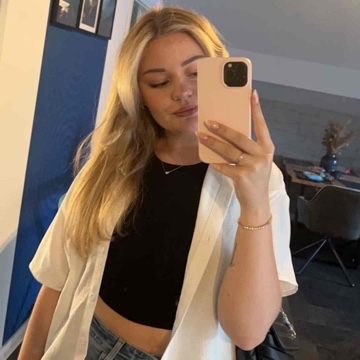 julia.1906's profile