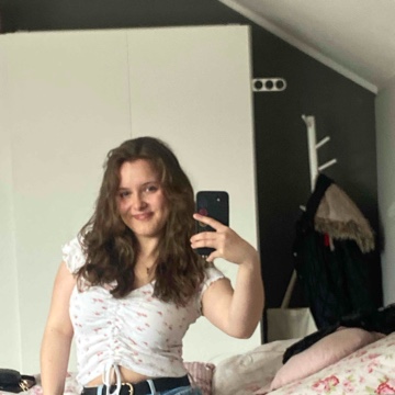 lenalaurine's profile
