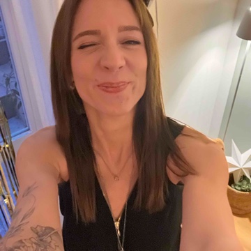 raphaelaroe's profile