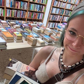 _lxurxs.books_'s profile