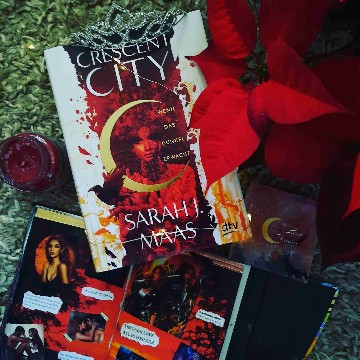girlonathroneofbooks's profile