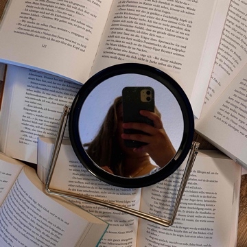 reading_books_.eo's profile
