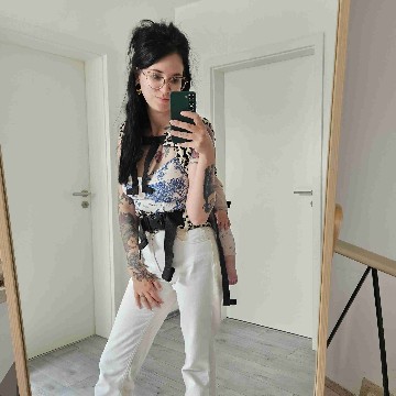 elisabeth_frederike_'s profile