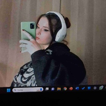 charlyxlis's profile