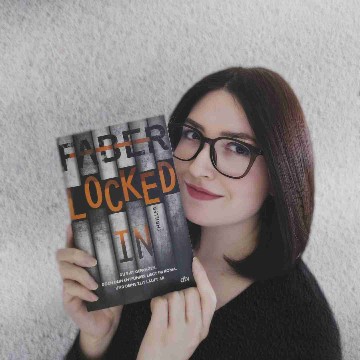 elenas.littlebookworld's profile