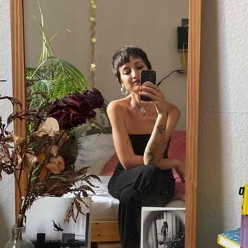 s.amia's profile