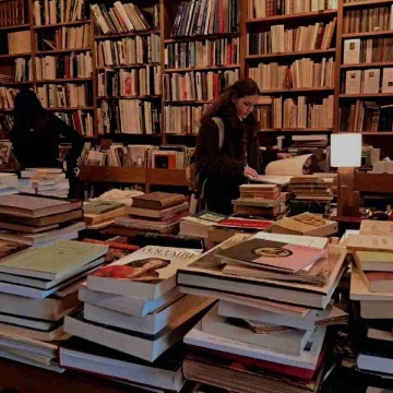 elsi_reads_books's profile