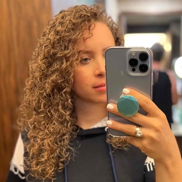 sonja.andbooks's profile