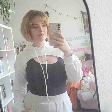 b00ks_with_sarah's profile
