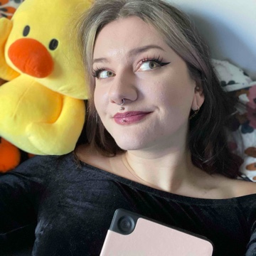 annoula's profile